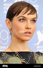 Hallie Elizabeth Newton Net Worth