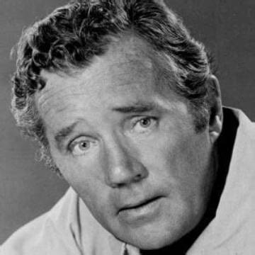 Howard Duff Net Worth