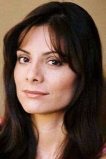 Indra Zuno Net Worth