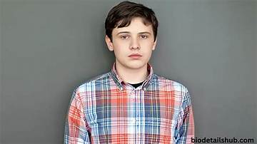 Jake Barnett Net Worth