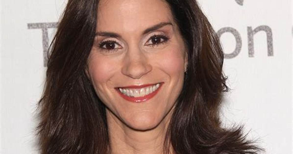 Jami Gertz Net Worth