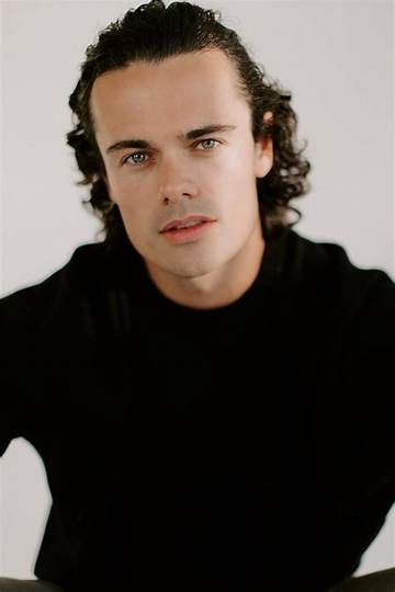 Jamie De Roy Net Worth