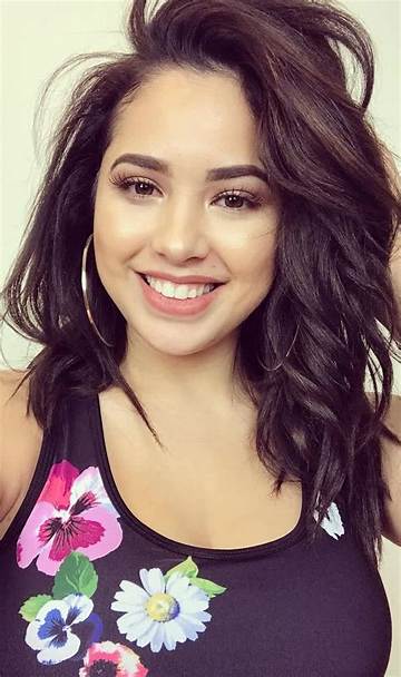 Jasmine Villegas Net Worth