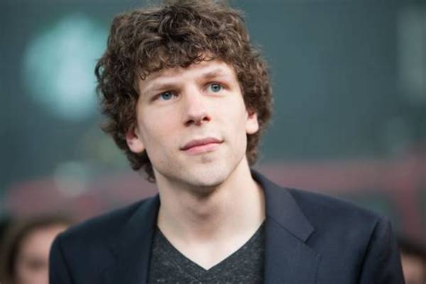 Jesse Eisenberg Net Worth