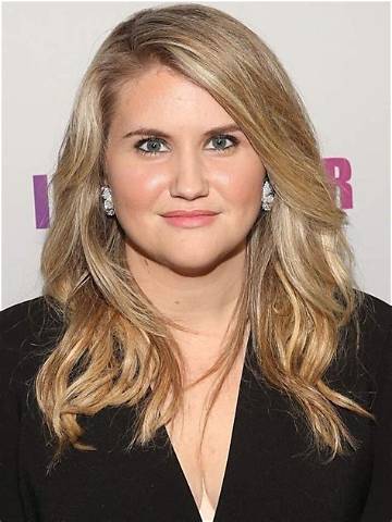 Jillian Bell Net Worth