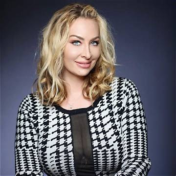 Jillie Reil Net Worth