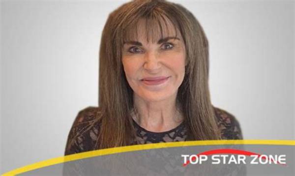 Joan Esposito Net Worth