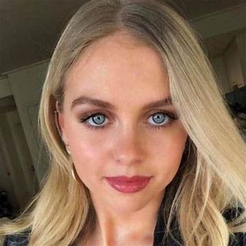 Joanna Hunt-Prokhovnik Net Worth