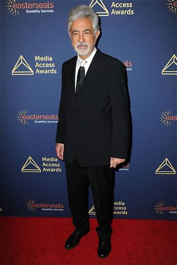 Joe Mantegna Net Worth