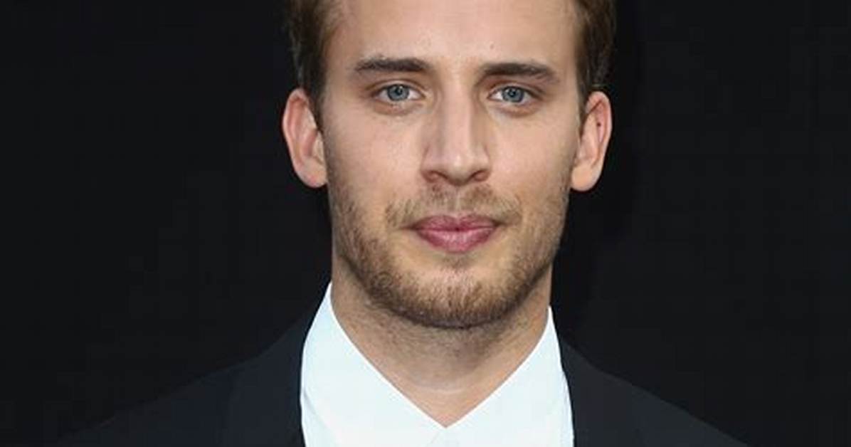 Jonas Bloquet Net Worth
