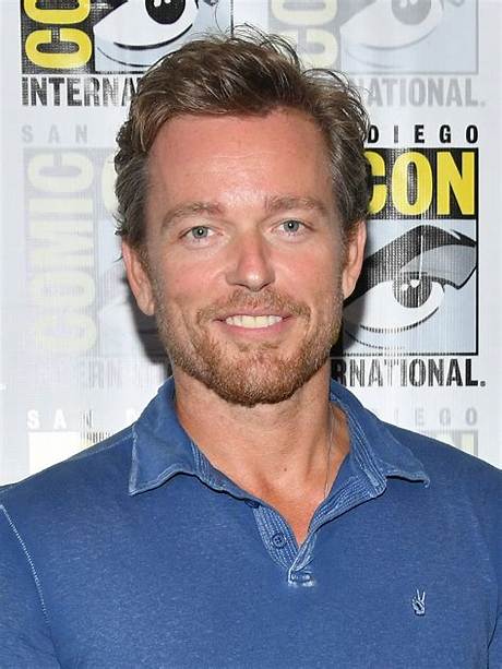 Jonathan Scarfe Net Worth