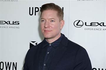 Joseph Sikora Net Worth