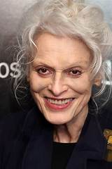 Judith Roberts Net Worth