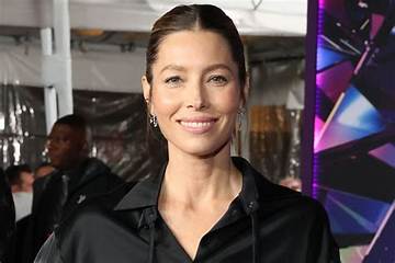 Julia Biel Net Worth