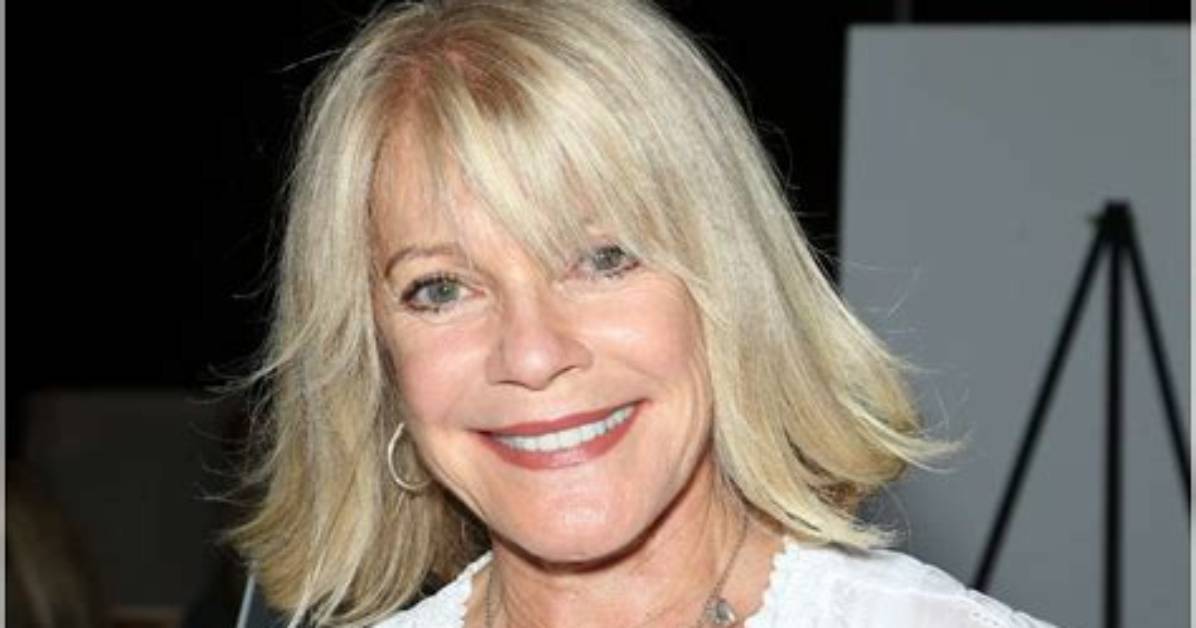 Julie Cobb Net Worth