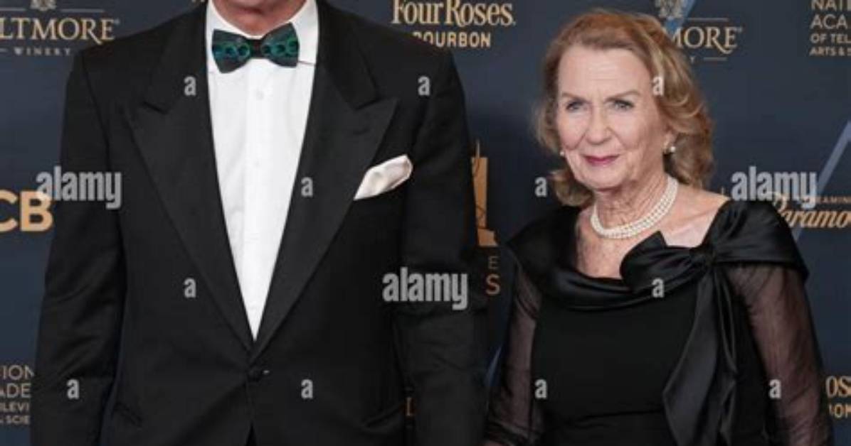 Julie Mills Net Worth