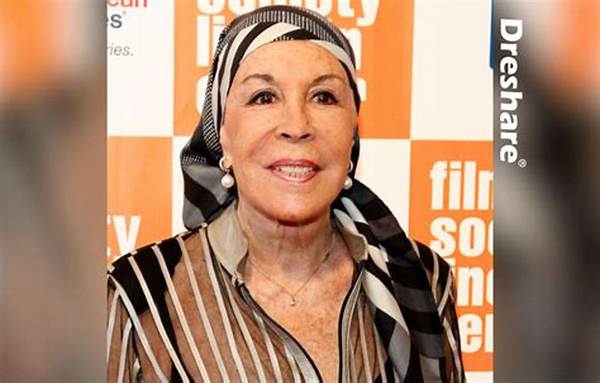 Julie Robinson Net Worth