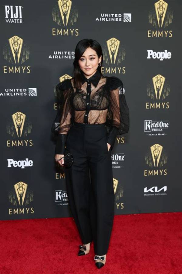 Karen Fukuhara Net Worth