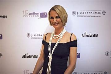 Karen King Net Worth
