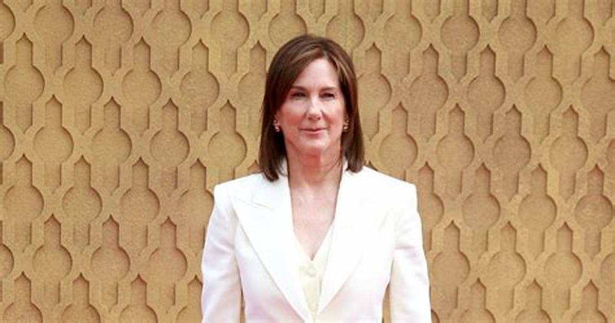 Kathleen Roll Net Worth