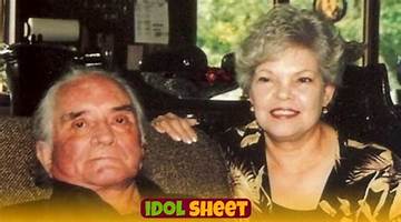 Kathy Cash Net Worth