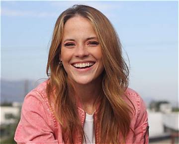 Katie Leclerc Net Worth