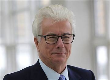 Ken Follett Net Worth