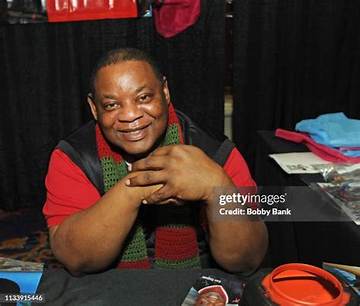Ken Sagoes Net Worth