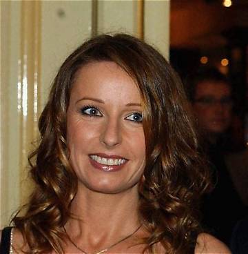 Keren Woodward Net Worth