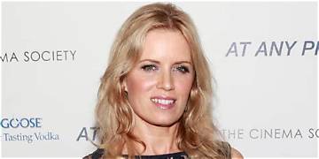 Kim Dickens Net Worth