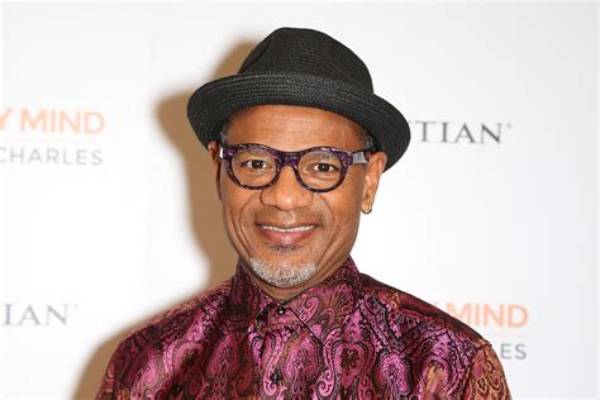 Kirk Whalum Net Worth