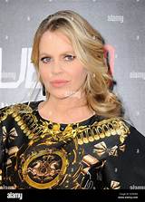 Kristin Bauer Van Straten Net Worth