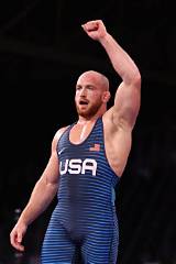 Kyle Snyder Net Worth