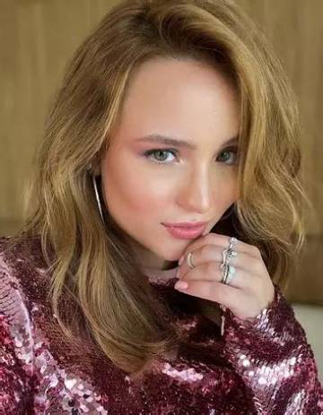 Larissa Manoela Net Worth