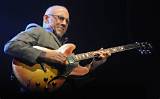 Larry Carlton Net Worth