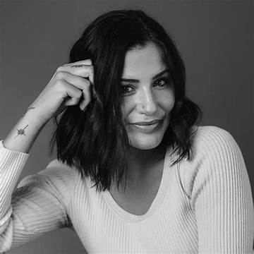 Lauren Roberts Net Worth