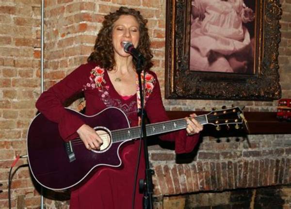 Laurie Berkner Net Worth