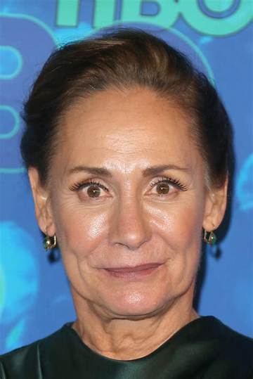 Laurie Metcalf Net Worth