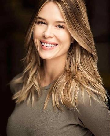 Leah Renee Net Worth