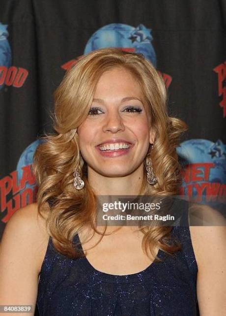 Leigh Ann Larkin Net Worth