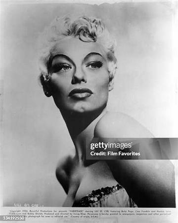 Lili St. Cyr Net Worth