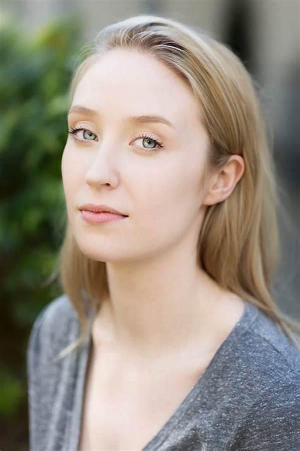 Lily Loveless Net Worth