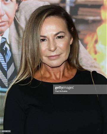 Linda Doucett Net Worth