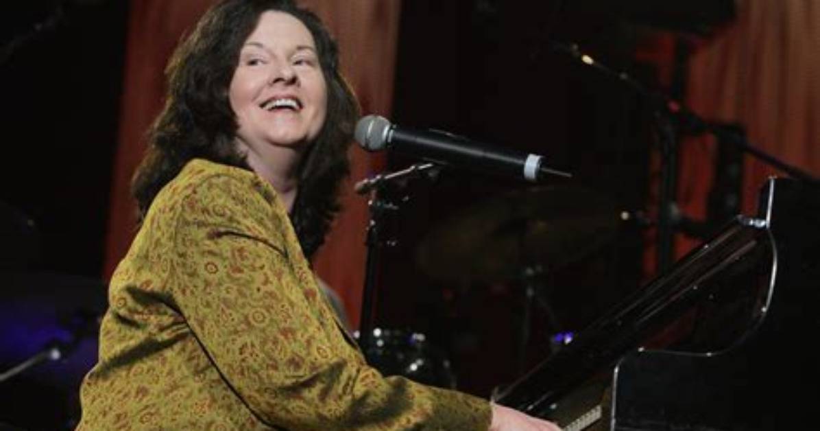 Linda Gail Lewis Net Worth