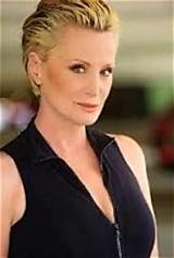 Lisa Hart Carroll Net Worth