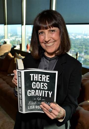 Lisa Robinson Net Worth
