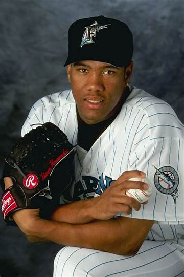 Livan Hernandez Net Worth