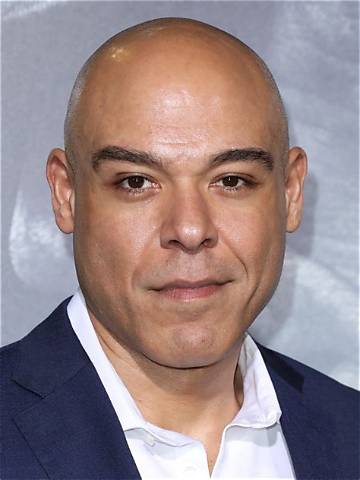 Lobo Sebastian Net Worth