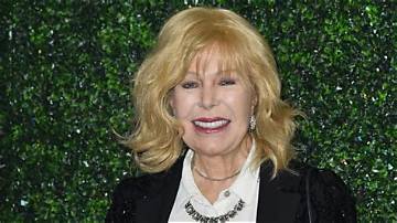 Loretta Swit Net Worth