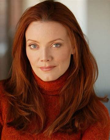 Lori Lively Net Worth